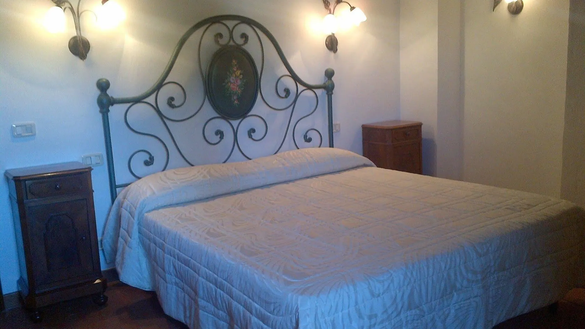 Azienda Agricola A Bonacchi Montalcino 0*,  Italy